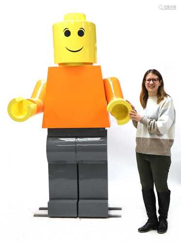 GIANT LEGO MAN,