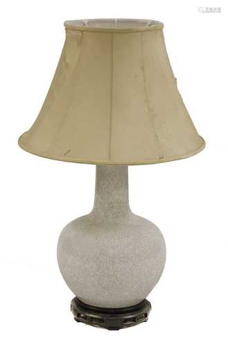 A Chinese-style crackle-glazed ceramic table lamp,