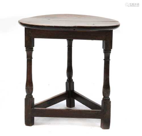 A small oak cricket table,