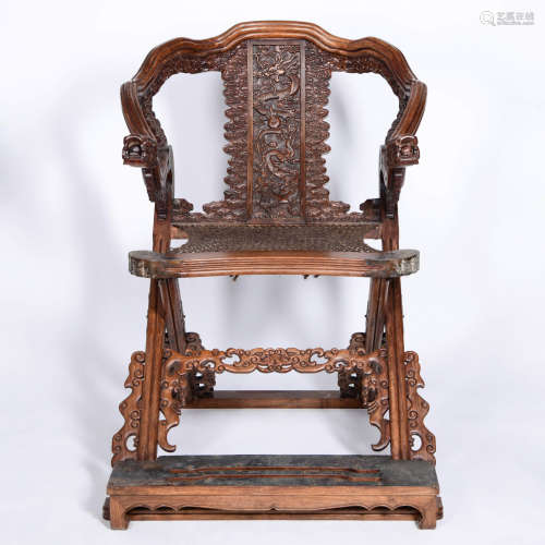 A Dragon Pattern Folding Chair