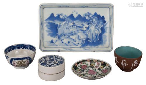 GROUP OF VARIOUS CHINESE PORCELAIN ITEMS, 18th/19th CENTURY