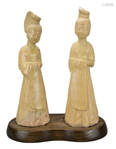 TWO CHINESE STAW-GLAZED POTTERY FIGURES OF LADIES, SUI DYNAS...