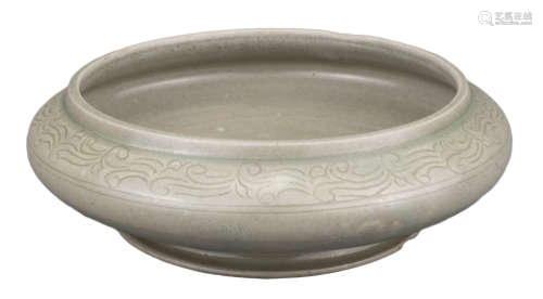 CHINESE CELADON GLAZED YUEYAO BRUSH WASHER