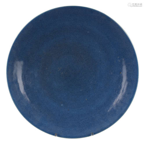 LARGE CHINESE BLUE GLAZED MONOCHROME PORCELAIN DISH, QIANLON...