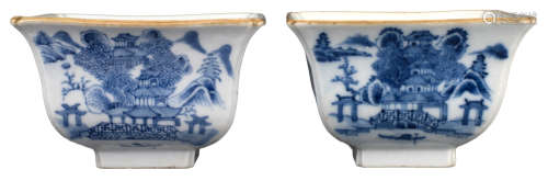 PAIR OF CHINESE BLUE AND WHITE PORCELAIN BOWLS, DAOGUANG MAR...