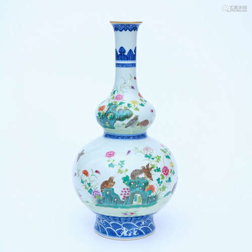 A Blue and White Gourd-shaped Porcelain Vase with Brown Pain...