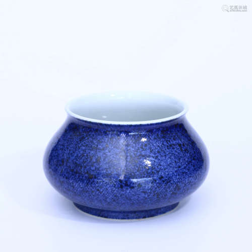 A Snow-flake Blue Glazed Anhua-decorated Porcelain Washer