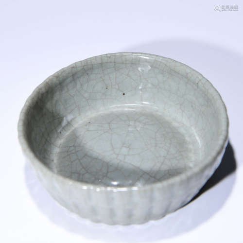 A Guan-type Glazed Melon-ribbed Porcelain Washer