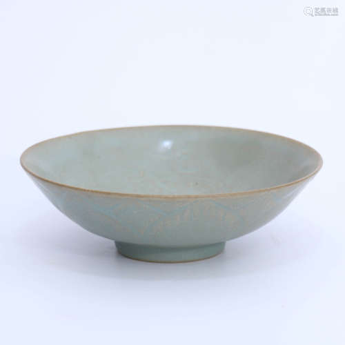A Ru Kiln Lotus Porcelain Bowl