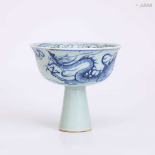 A Blue and White Dragon Pattern Porcelain Stem Cup