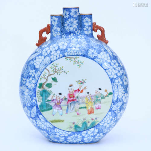 A Blue and White Famille Rose Flat Porcelain Vase with Figur...