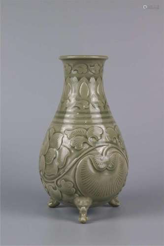 Yaozhou Kiln Vase