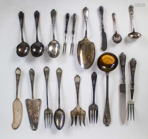 Lot silvered cutlery