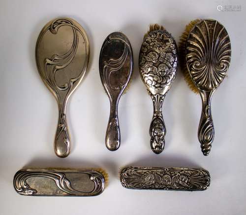 Silver Brush Set