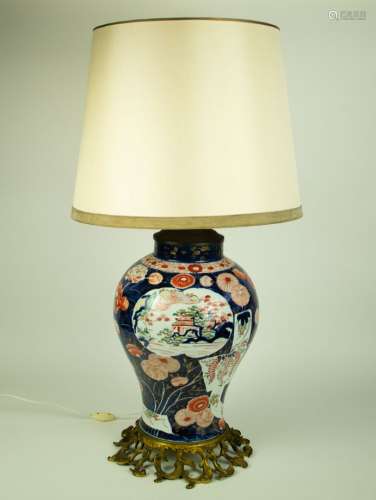 A Japanese vase/lampadaire, Meji period