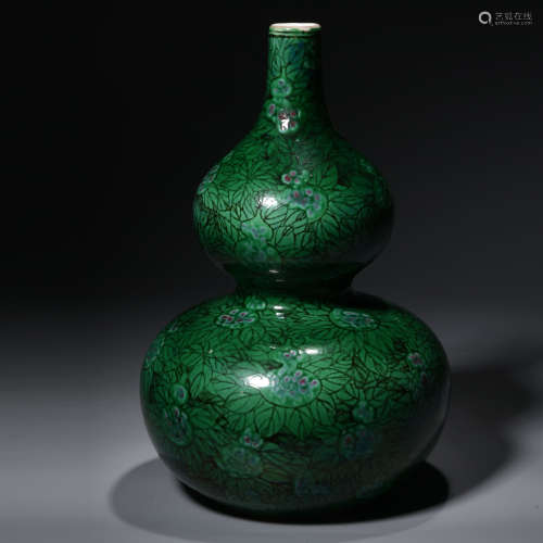 清晚期 绿彩葫芦瓶