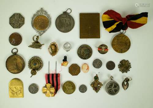 Lot of medals, tokens, rings