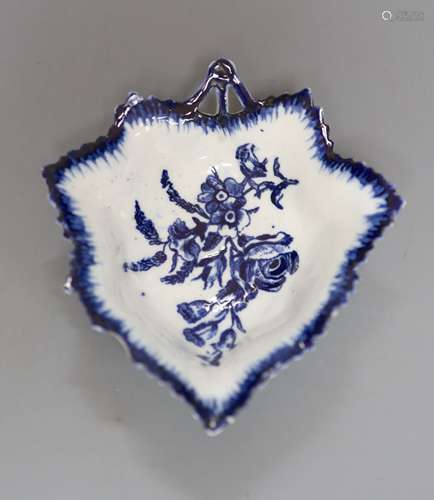 An 18th century Derby leaf shaped pickle dish decorated with...