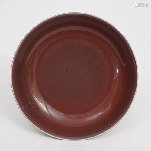 A RED GLAZE PLATE