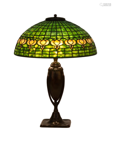 Tiffany Studios, New York Pomegranate Table Lamp