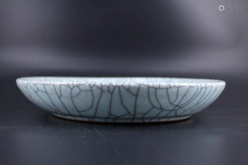 Large Song Porcelain GuanYao Crackle Plate