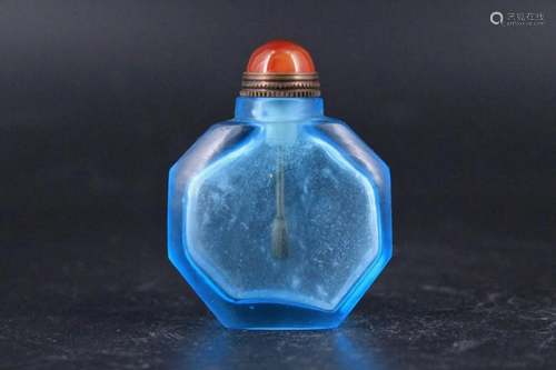 Old Chinese Snuff Bottle with Lid