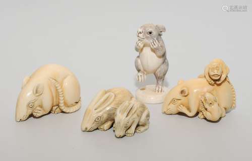 Lot: 4 Tier-Netsuke