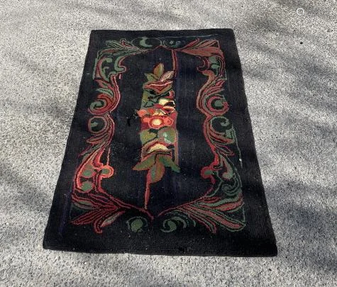 Contemporary Hooked Black w Floral Motif Area Rug