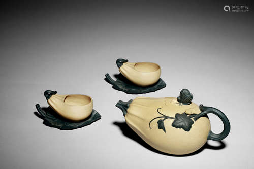 LI HUIFANG: A SET OF DUAN CLAY TEAPOT SET