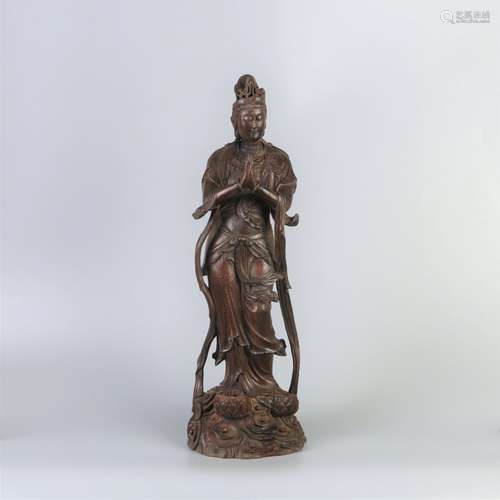 AN EAGLEWOOD CARVED ZIZAI GUANYIN STATUE