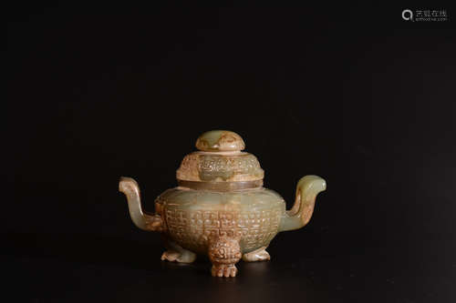 HETIAN JADE CARVED 'RUYI' CENSER WITH HANDLES AND LIDS