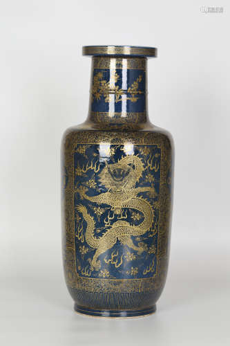 19th century，Blue glaze dragon vase