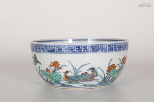 Qianlong, Doucai mandarin duck Cup