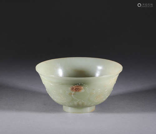 Hetian jade bowl from Qing清代和田玉花鳥大碗