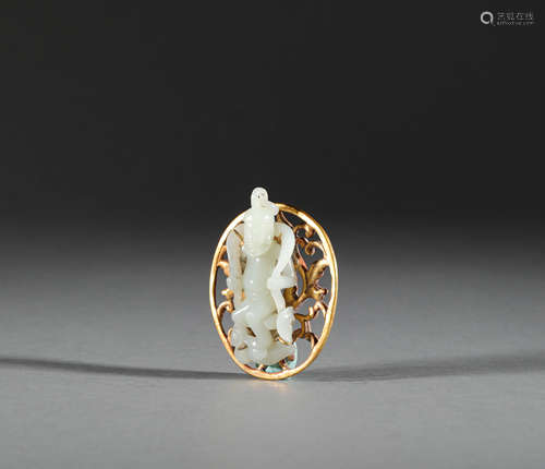 Hetian jade ornament in human form from Qing清代和田玉包金胡...