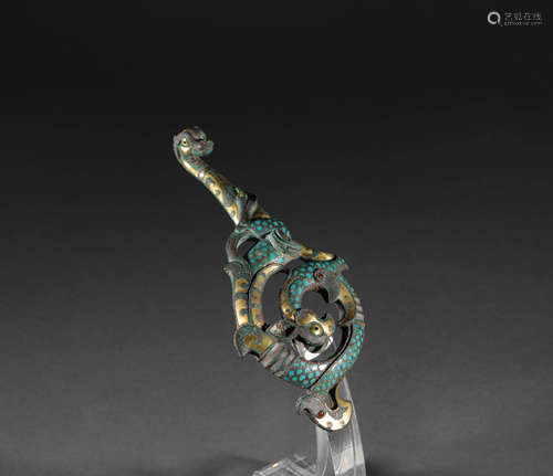 Silvering and gold belt hook in tiger form from Han漢代錯金銀...