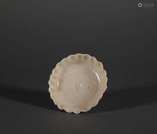 Ding kiln whtie ceramic palte from Song宋代定窯白瓷小盤