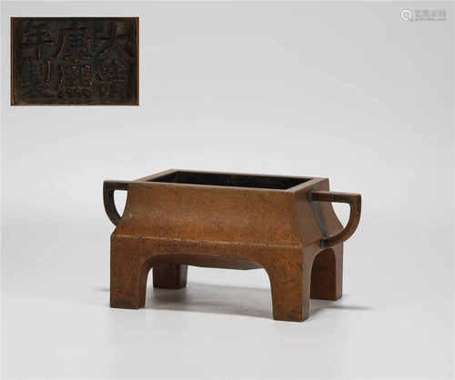 Copper tripod censer from Qing清代銅制雙耳香爐