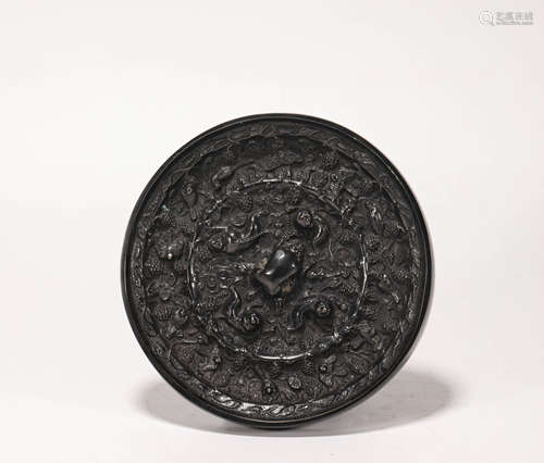 Copper mirror with beast pattern from Ming明代獸紋銅鏡