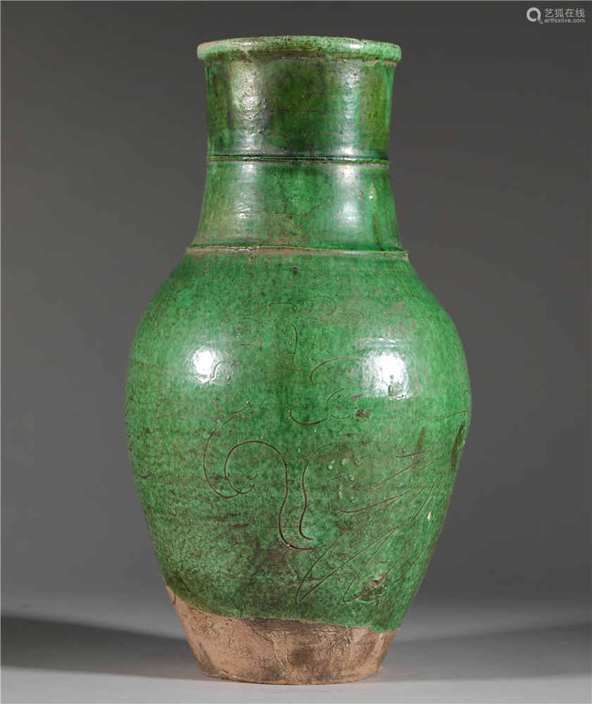 green glazed vase from liao辽代绿釉瓶