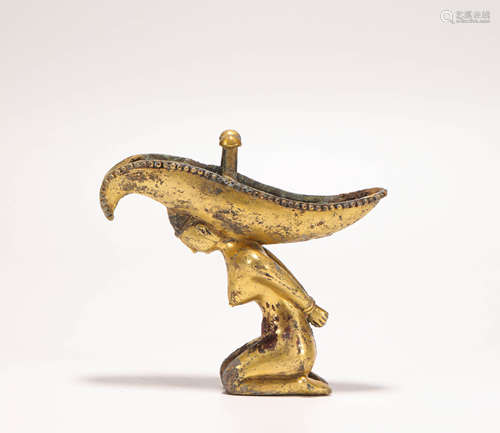 Copper and gilding lamp from Han漢代銅鎏金侍女燈盞