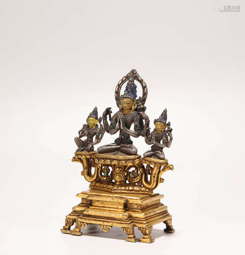 Copper holder and gold body buddhuism sculpture from Qing清代...