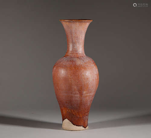 Yellow glaze from Liao遼代黄釉瓶