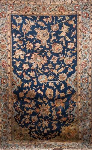 Tapis, Tabriz ou Hereke, Iran ou Turquie XXe