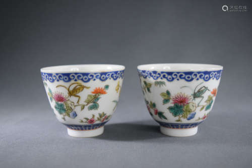 A Pair of  Famille Rose Porcelain Bowl