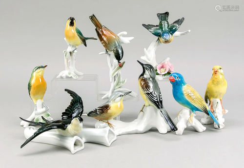 Eight medium bird figures, mos