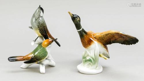 Two different bird figures, En