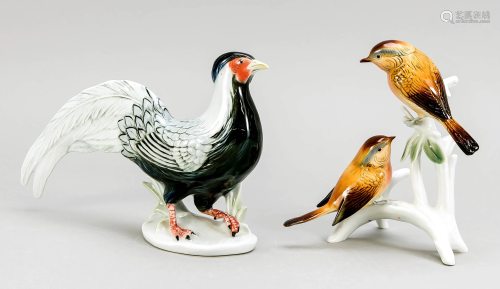 Two different bird figures, En