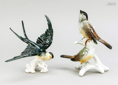 Two different bird figures, En