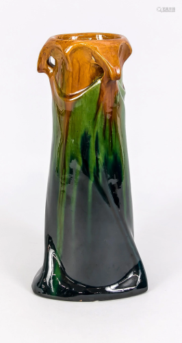 Art Nouveau vase, ceramic earl